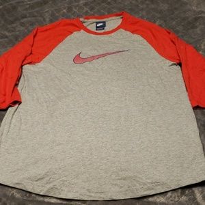 Nike t shirt